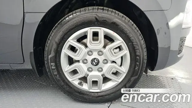 Hyundai Staria 2026 — Şəkil 7/31