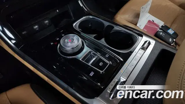 Kia Carnival 2021 — Фото 9/20