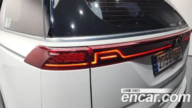 Kia Carnival 2021 — Şəkil 19/41