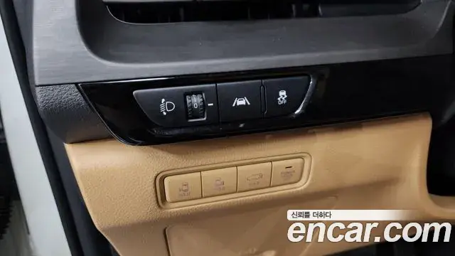 Kia Carnival 2021 — Şəkil 22/41