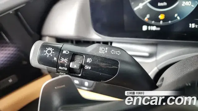 Kia Carnival 2021 — Şəkil 7/41