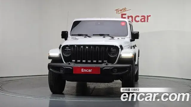 Jeep Wrangler 2019 — ფოტო 20/20
