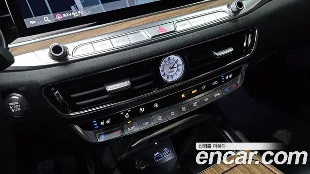 Kia The K9 2022 — ფოტო 27/30