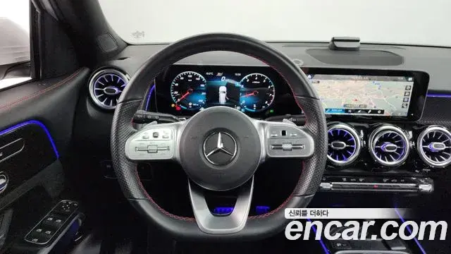 Mercedes-Benz GLB-Class 2020 — Фото 12/20