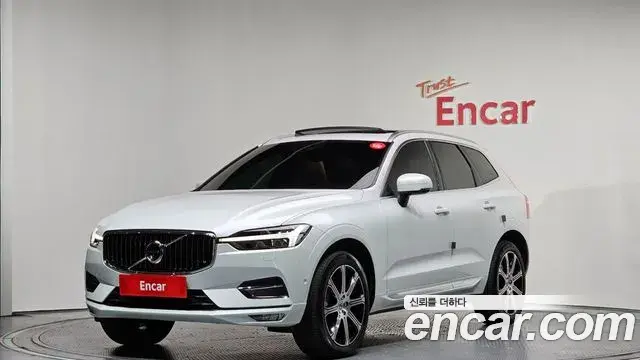 Volvo XC60 2021 — ფოტო 4/34