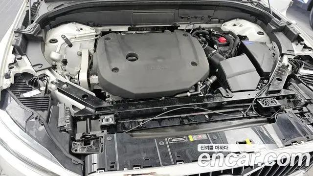Volvo XC60 2021 — ფოტო 15/34