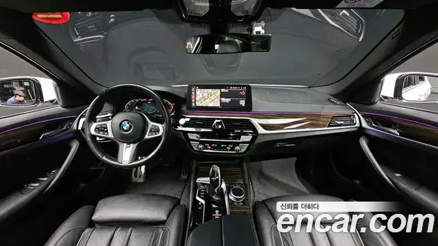 BMW 5 Series 2021 — Photo 3/20