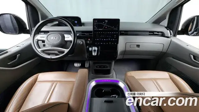 Hyundai Staria 2022 — Photo 20/20