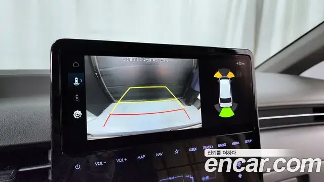 Hyundai Staria 2022 — Photo 3/20