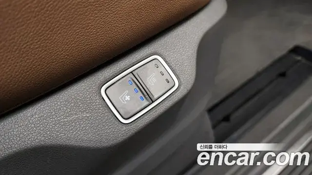 Hyundai Staria 2022 — Photo 6/20