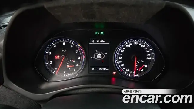 Hyundai Veloster 2020 — Photo 19/20