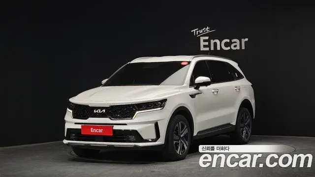 Kia Sorento 2021 — Фото 1/20