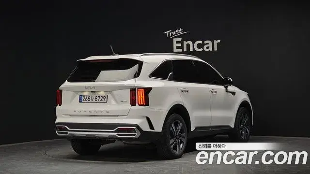 Kia Sorento 2021 — Фото 2/20