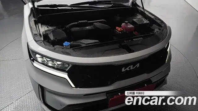 Kia Sorento 2021 — Фото 6/20
