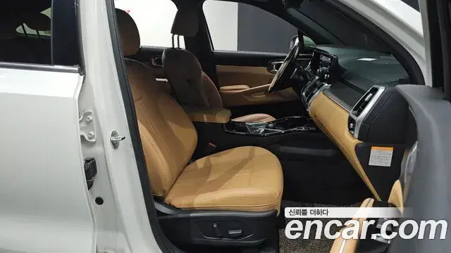 Kia Sorento 2021 — Фото 10/20