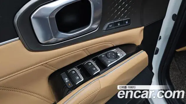 Kia Sorento 2021 — Фото 17/20