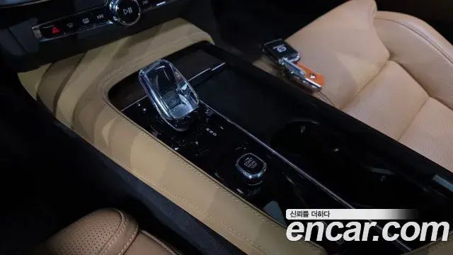 Volvo S90 2023 — ფოტო 24/34