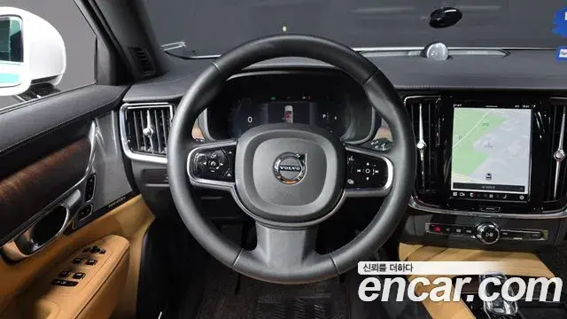 Volvo S90 2023 — ფოტო 15/34
