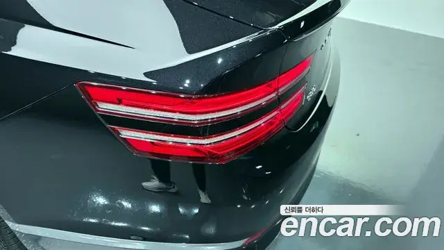 Genesis G80 2023 — Şəkil 26/30