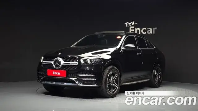 Mercedes-Benz GLE-Class 2021 — Фото 1/20