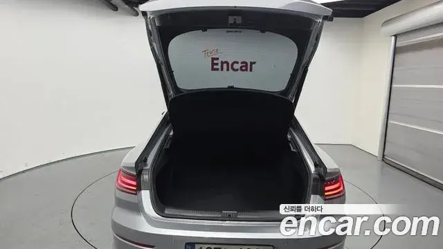 Volkswagen Arteon 2020 — Şəkil 7/34
