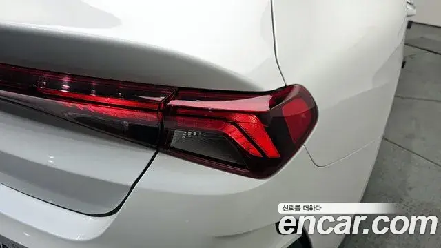 Kia K5 2021 — Photo 3/30