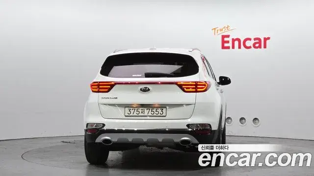 Kia Sportage The Bold 2021 — ფოტო 26/32