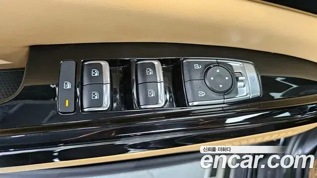 Kia Carnival 2023 — Фото 14/20