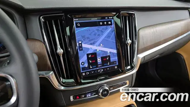 Volvo S90 2023 — ფოტო 13/34