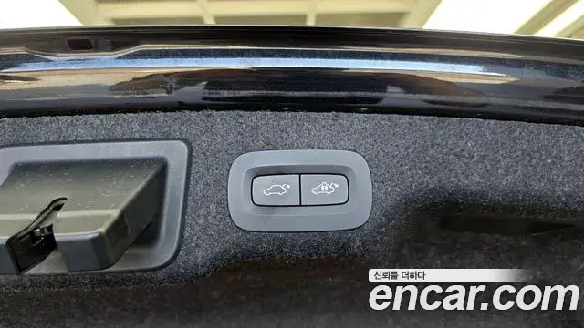 Volvo S90 2023 — ფოტო 22/34