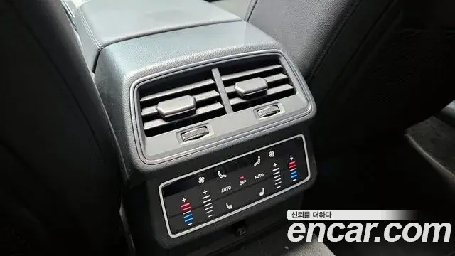 Audi A6 2021 — Şəkil 16/30