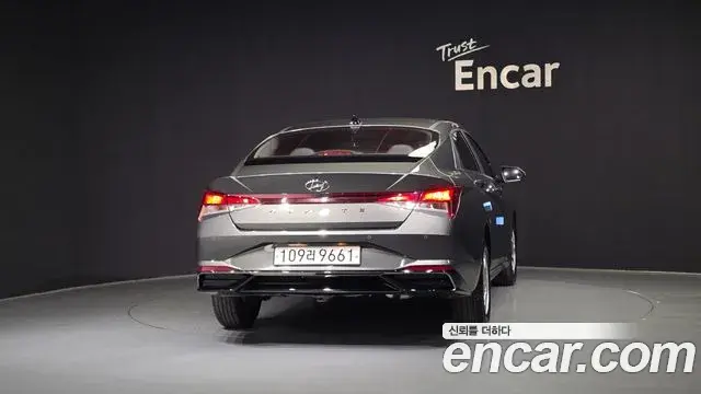 Hyundai The New Avante Hybrid 2022 — Şəkil 18/20
