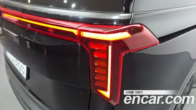 Kia Carnival 2024 — ფოტო 11/35