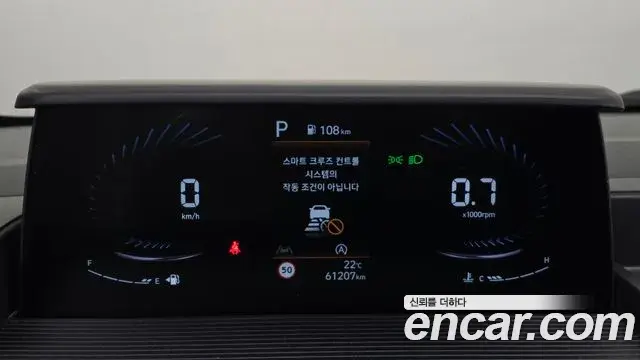Hyundai Staria 2022 — Фото 8/20