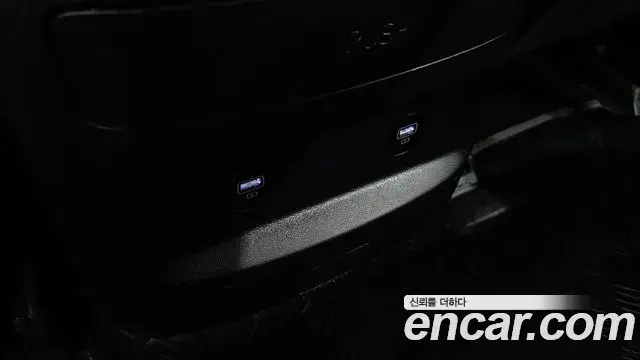 Hyundai Staria 2022 — Photo 7/31