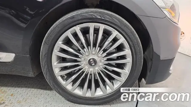 Kia The K9 2020 — ფოტო 28/30