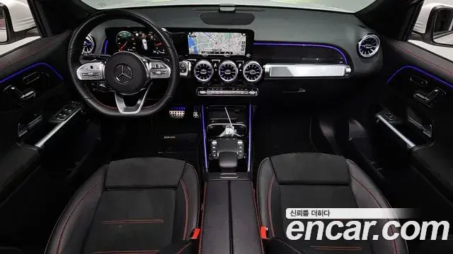 Mercedes-Benz GLB-Class 2023 — Фото 7/20