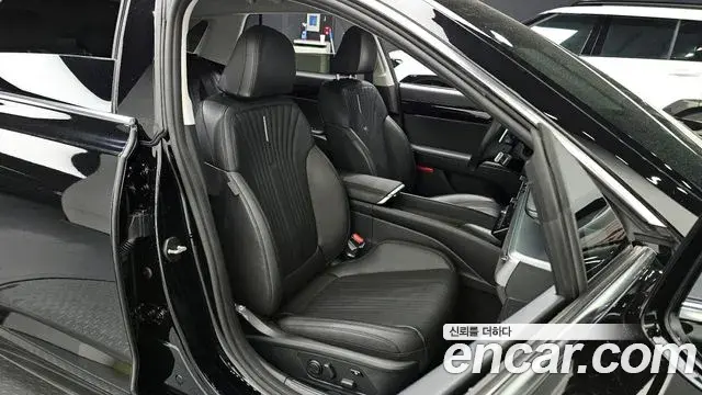 Hyundai Grandeur Hybrid 2024 — ფოტო 25/34