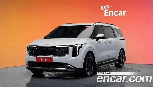 Kia Carnival 2024 — Фото 1/20