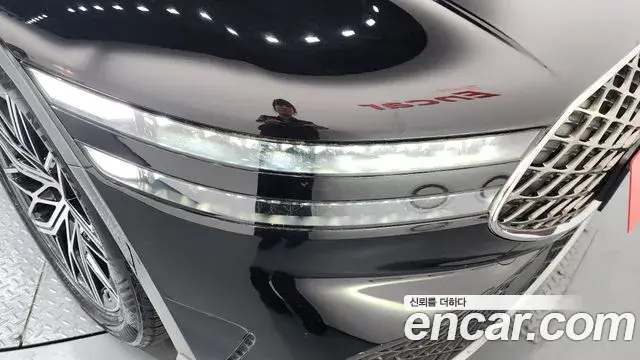 Genesis G90 2022 — Şəkil 23/33