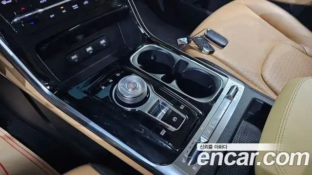Kia Carnival 2022 — Фото 7/20