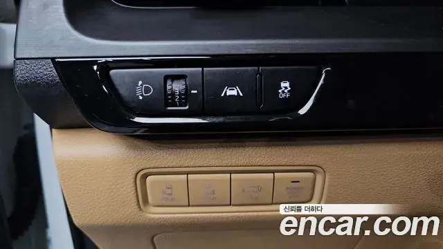 Kia Carnival 2022 — Photo 26/31