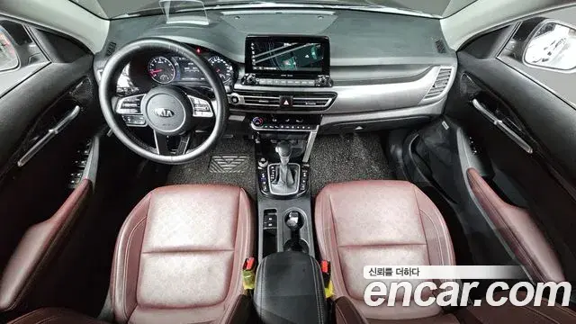 Kia Seltos 2019 — ფოტო 8/20