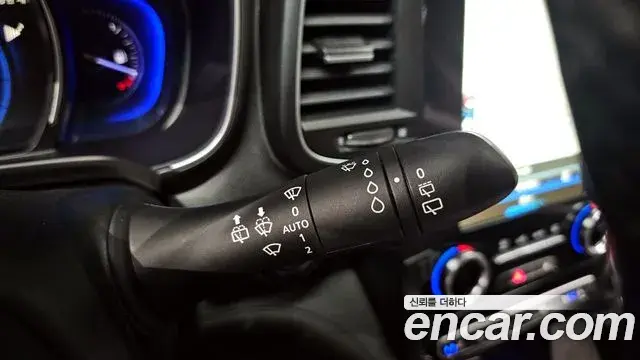 Renault Samsung QM6 2020 — Şəkil 16/32