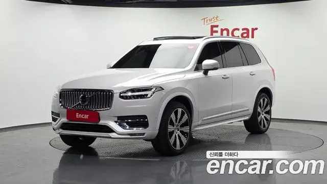 Volvo XC90 2022 — ფოტო 3/20