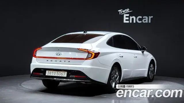 Hyundai Sonata 2022 — Фото 2/20