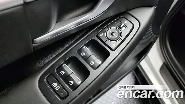 Hyundai Sonata 2022 — Фото 17/20
