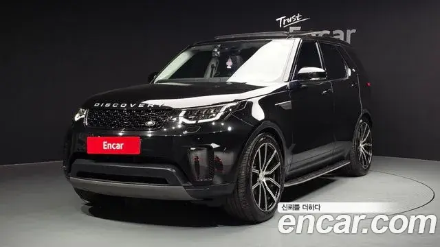 Land Rover Discovery 5 2018 — Photo 18/20