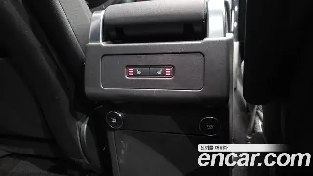 Land Rover Discovery 5 2018 — Photo 14/20