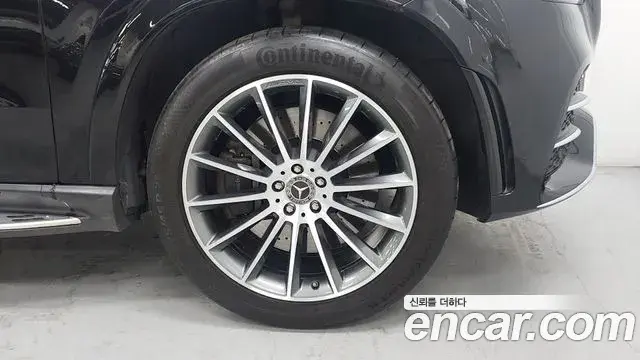 Mercedes-Benz GLE-Class 2023 — Фото 4/17